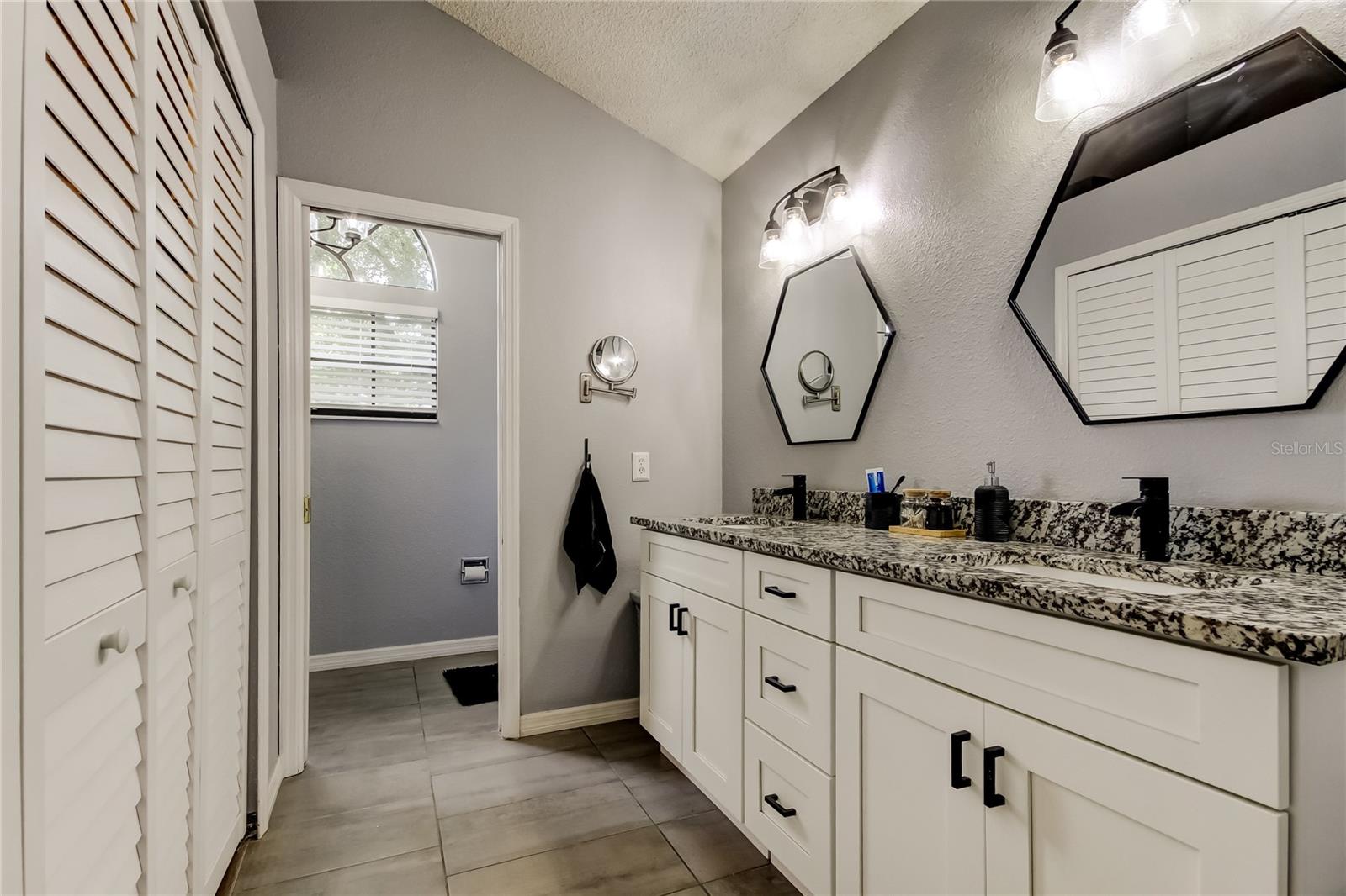 NATURES HIDEAWAY - Residential