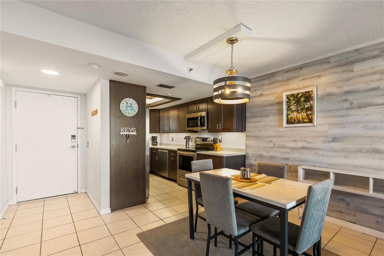 GULF ISLAND BEACH TENNIS - Residential Lease