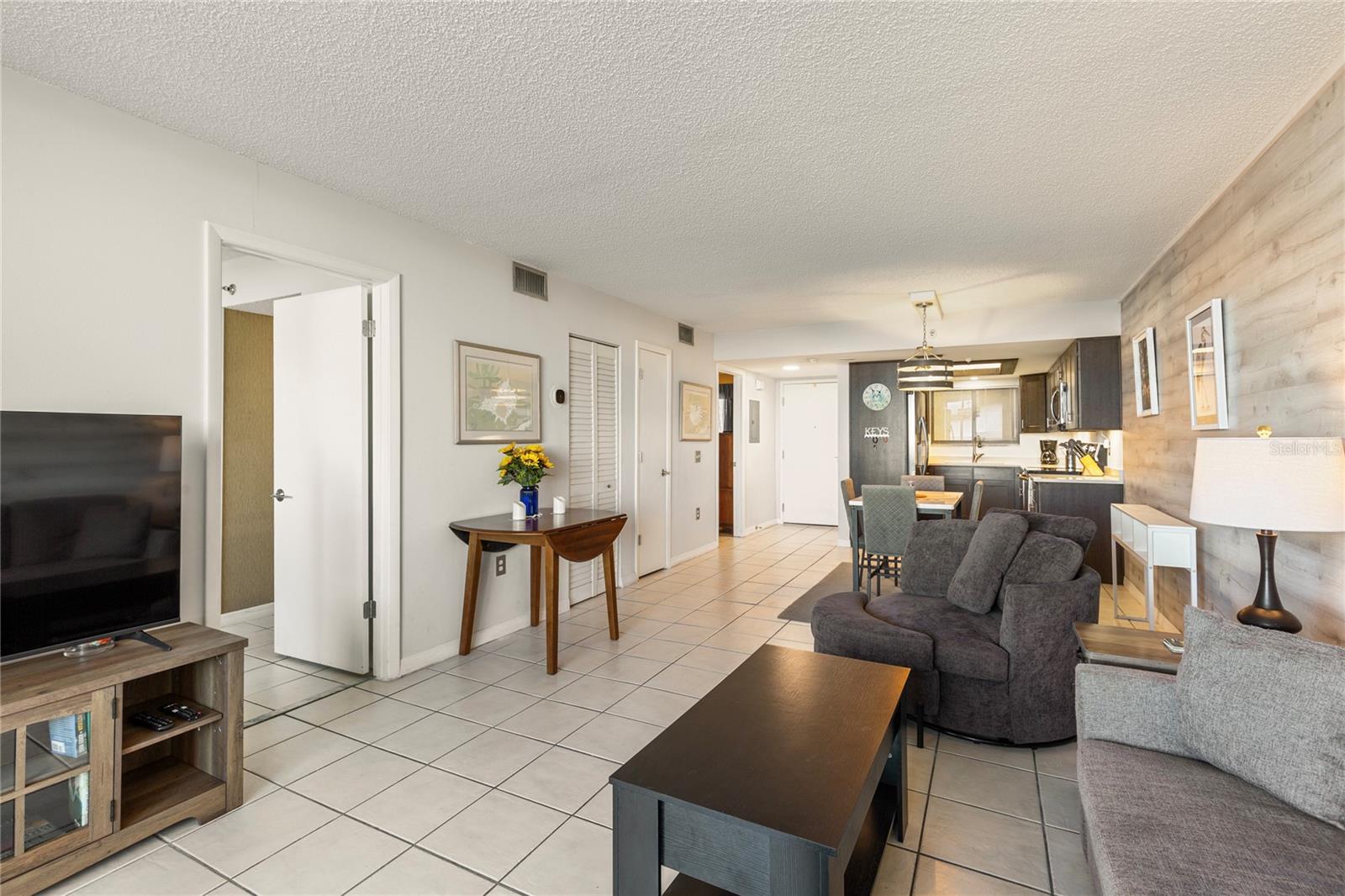 GULF ISLAND BEACH TENNIS - Residential Lease