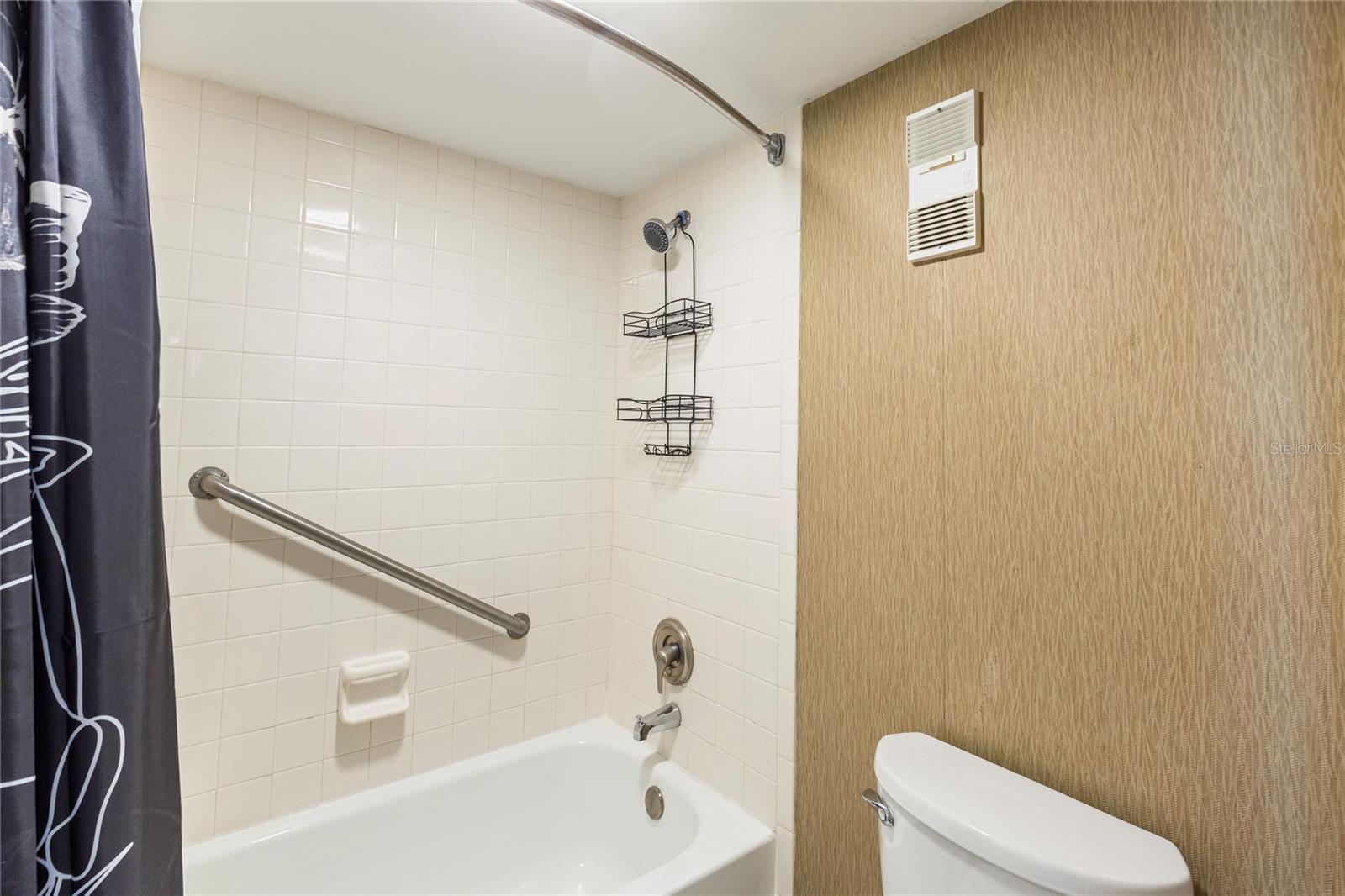 GULF ISLAND BEACH TENNIS - Residential Lease