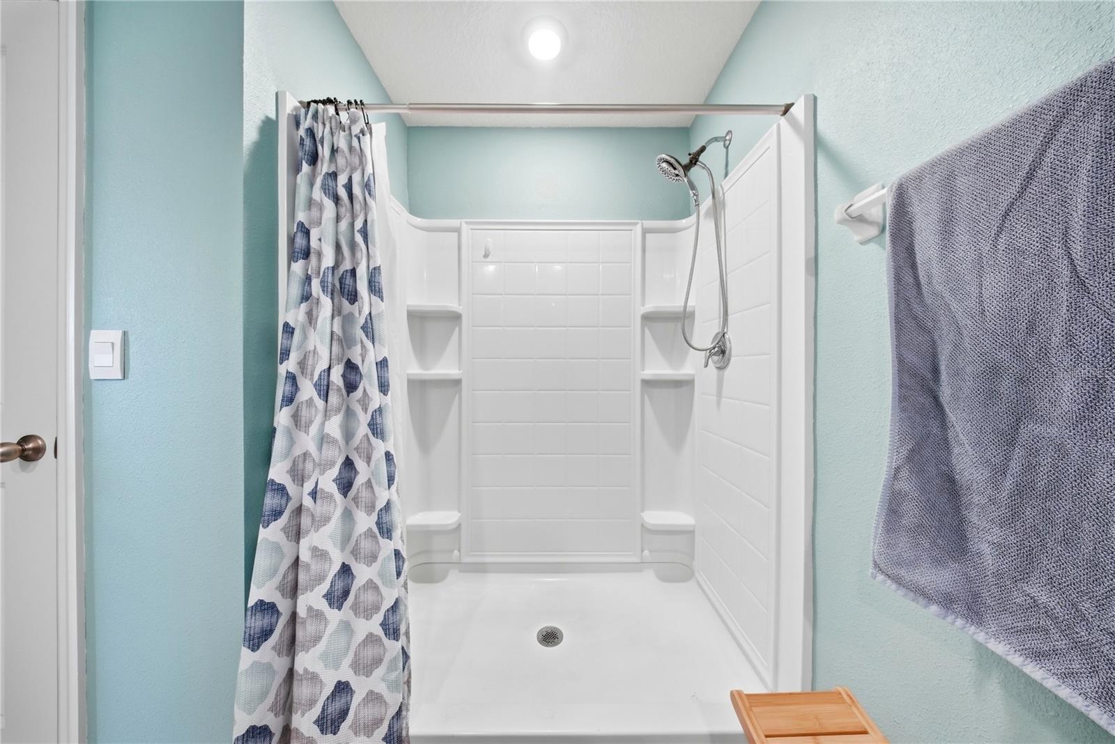 RIDGEWOOD - Residential