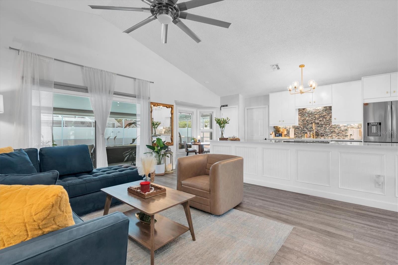 NATURES HIDEAWAY PH 02 - Residential