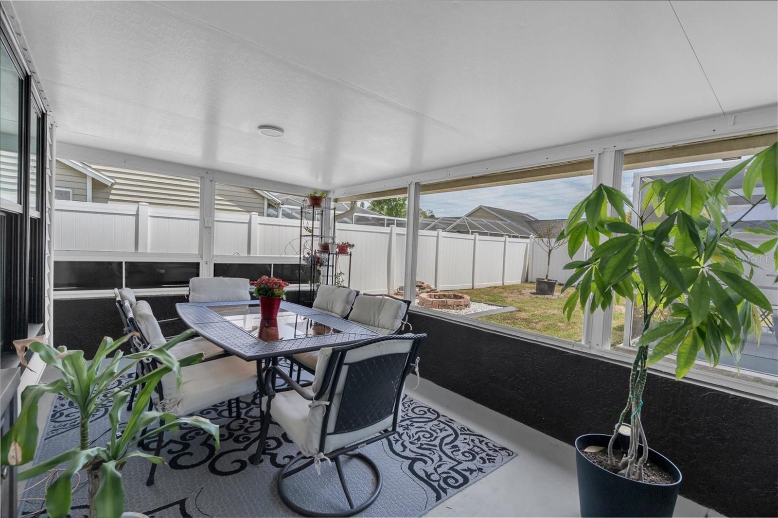 NATURES HIDEAWAY PH 02 - Residential