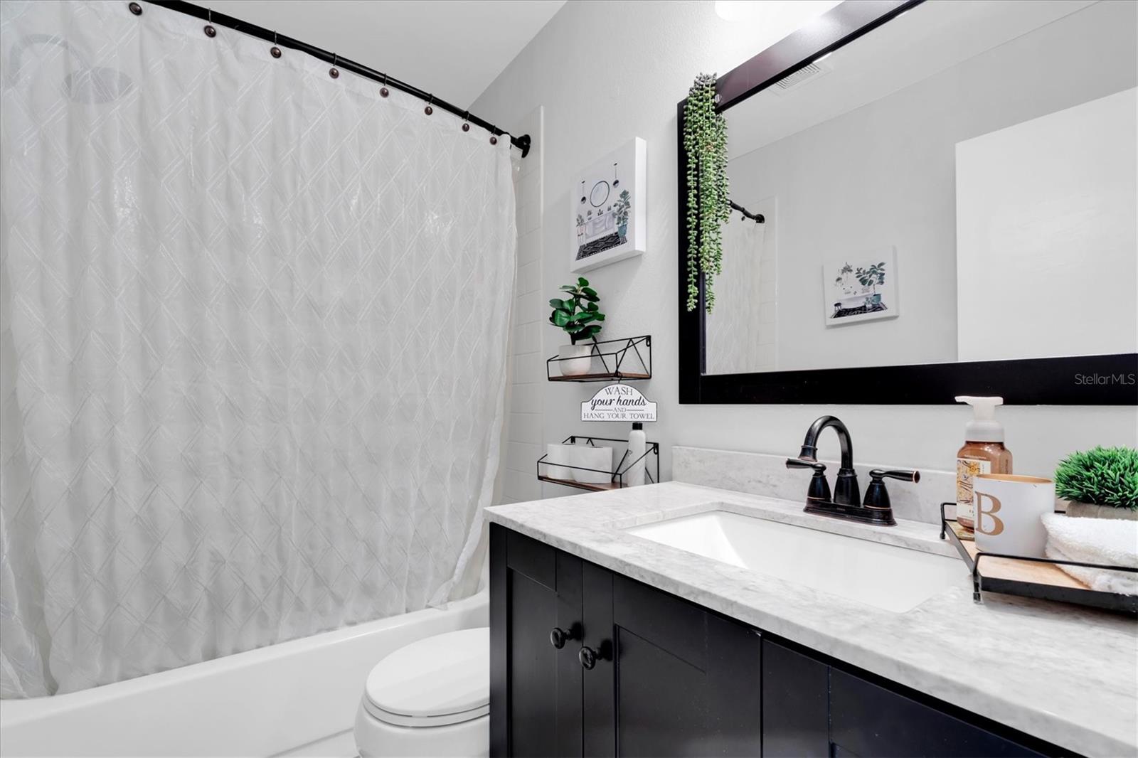 NATURES HIDEAWAY PH 02 - Residential