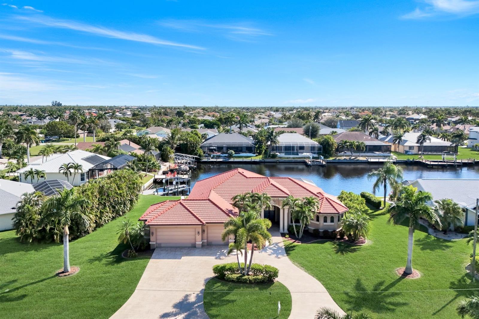 CAPE CORAL - Residential
