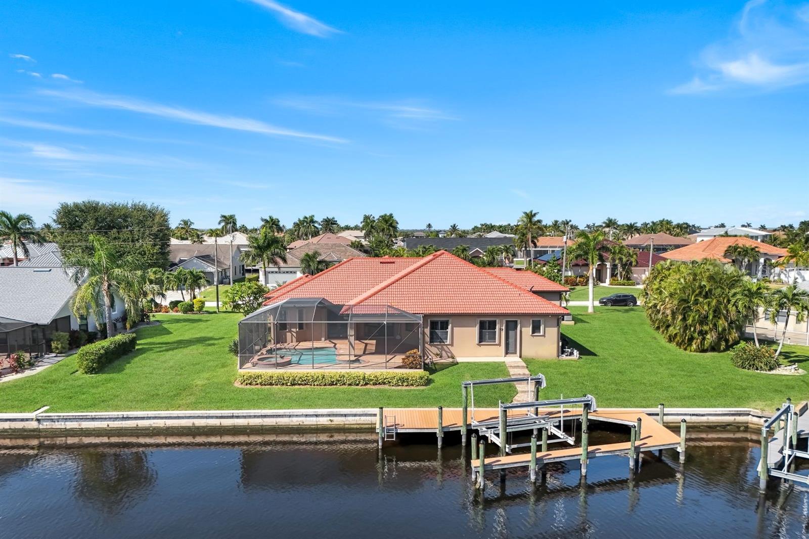 CAPE CORAL - Residential