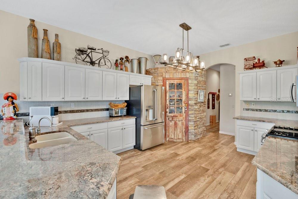 GLEN ABBEY UNIT 06 - Residential