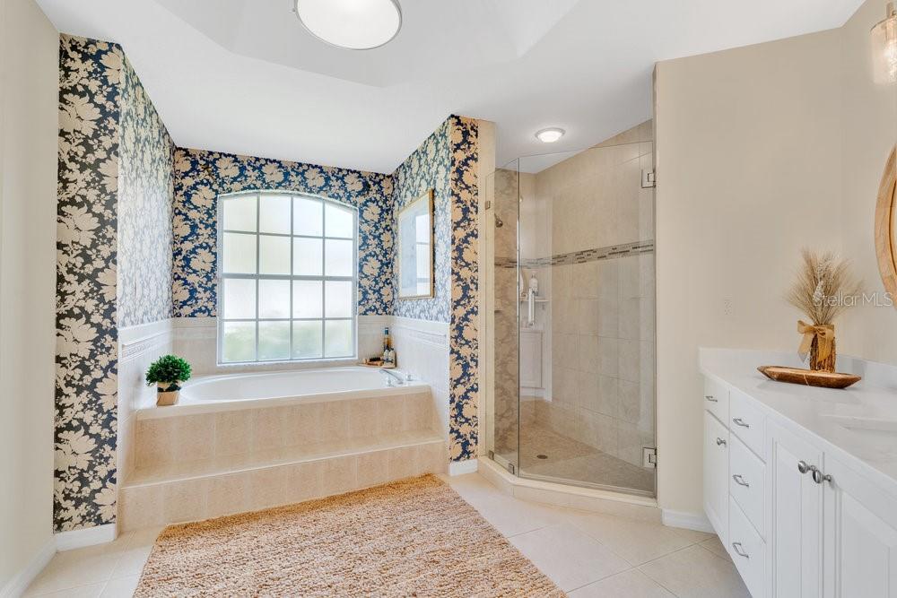 GLEN ABBEY UNIT 06 - Residential