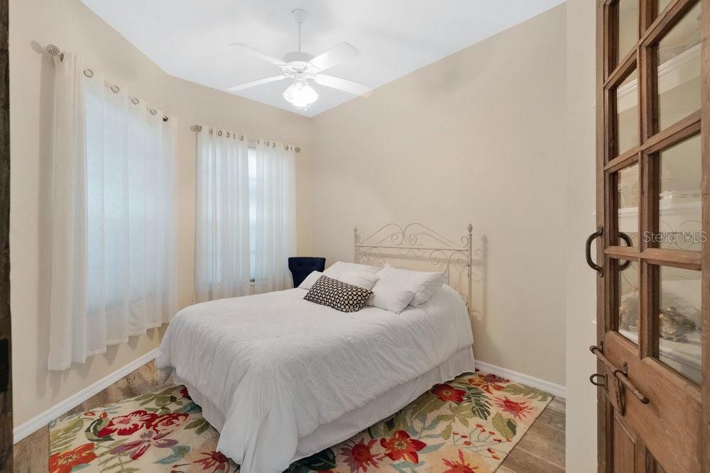 GLEN ABBEY UNIT 06 - Residential