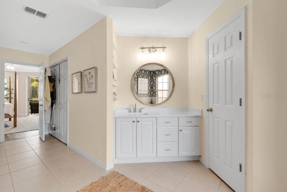 GLEN ABBEY UNIT 06 - Residential