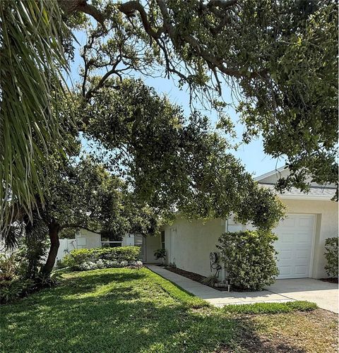 3827 SCHOOLWAY AVENUE NEW SMYRNA BEACH FL 32169