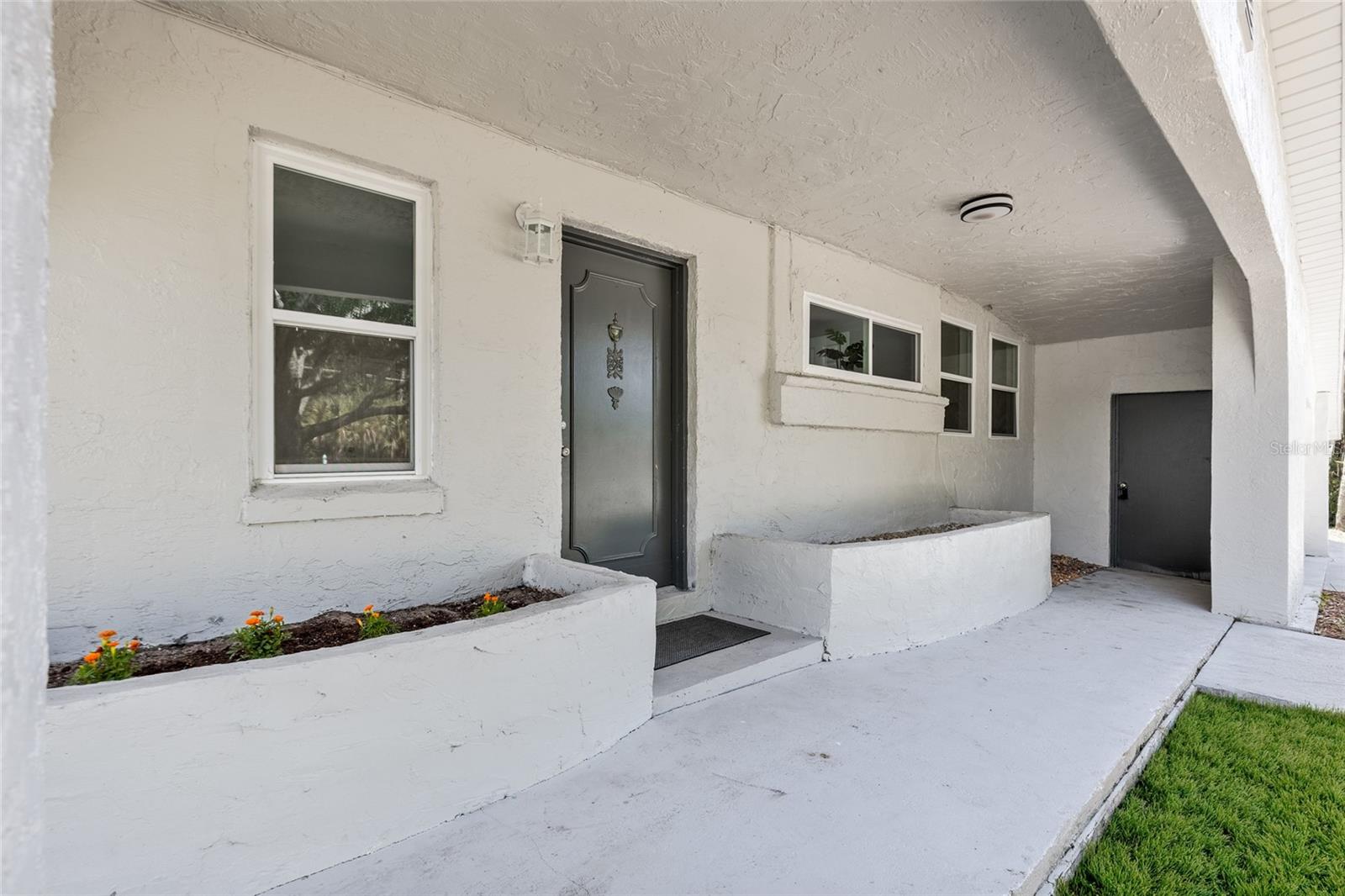 1375 LAKE DRIVE