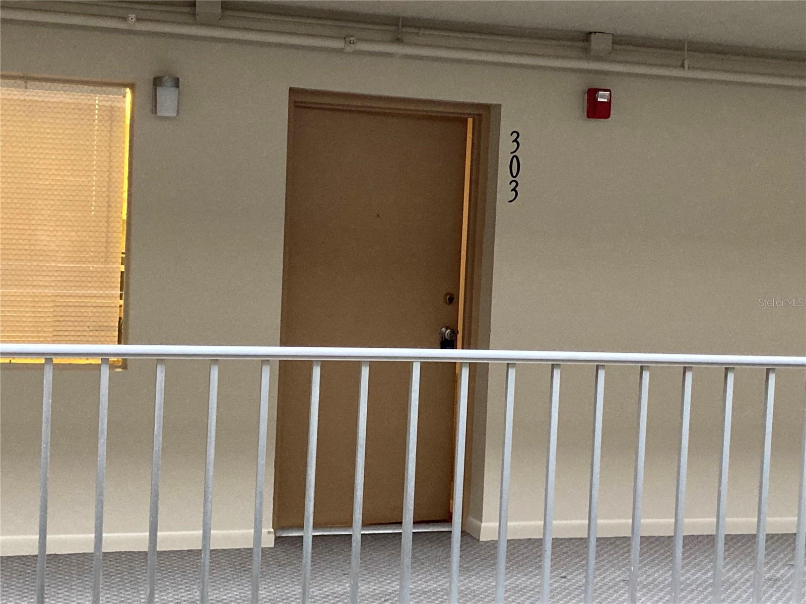 MOORINGS OF MAXIMO CONDO - Residential Lease