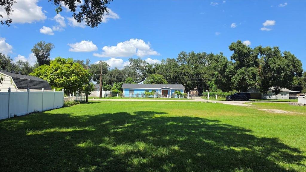 Photo of 4040 W Comanche Avenue, Tampa, FL 33614 (MLS # TB8550078)