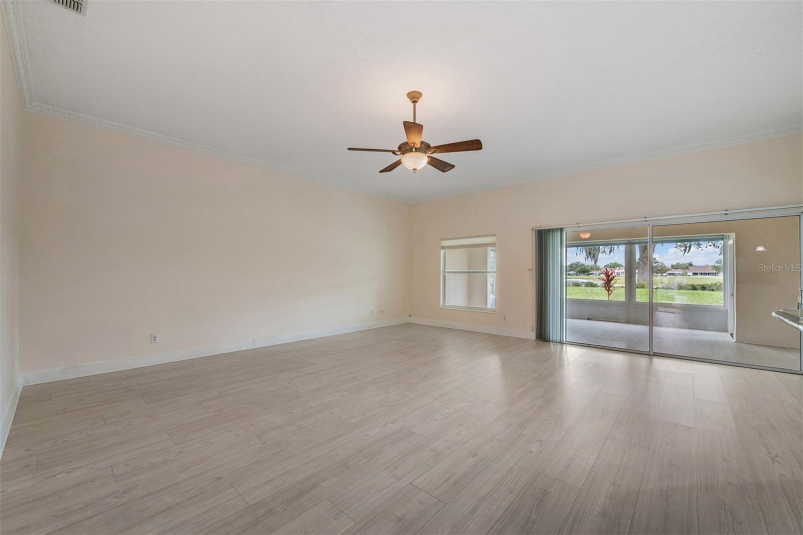 CORINTH CONDO - Residential