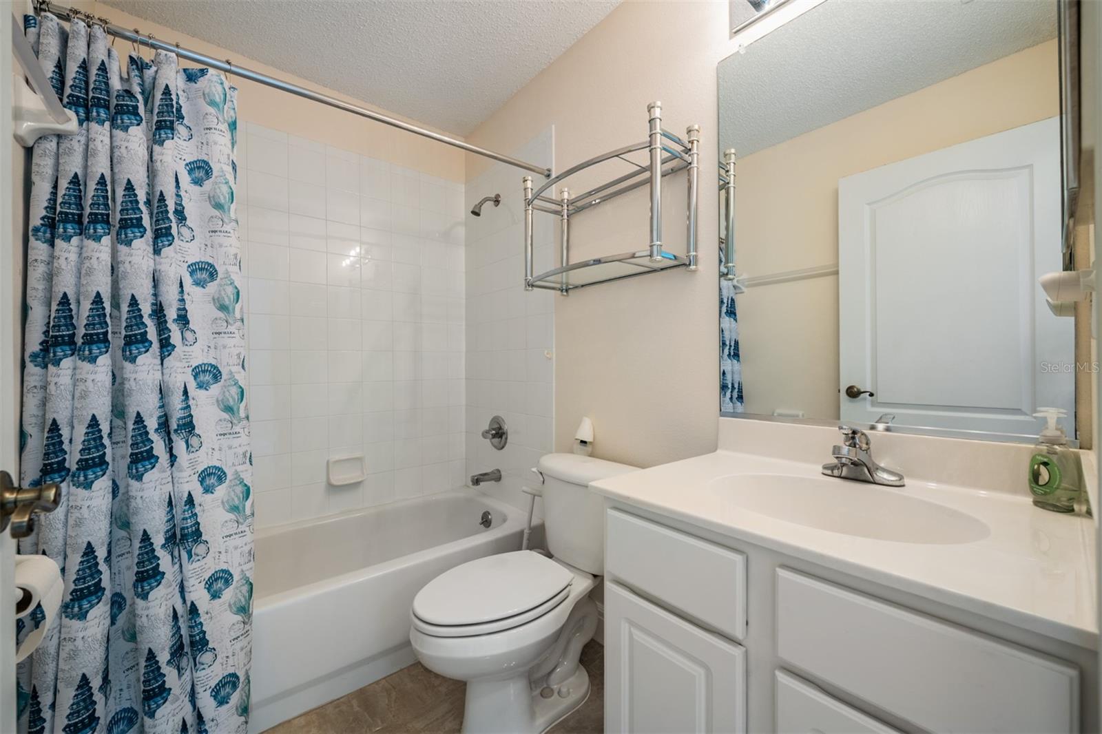 CORINTH CONDO - Residential