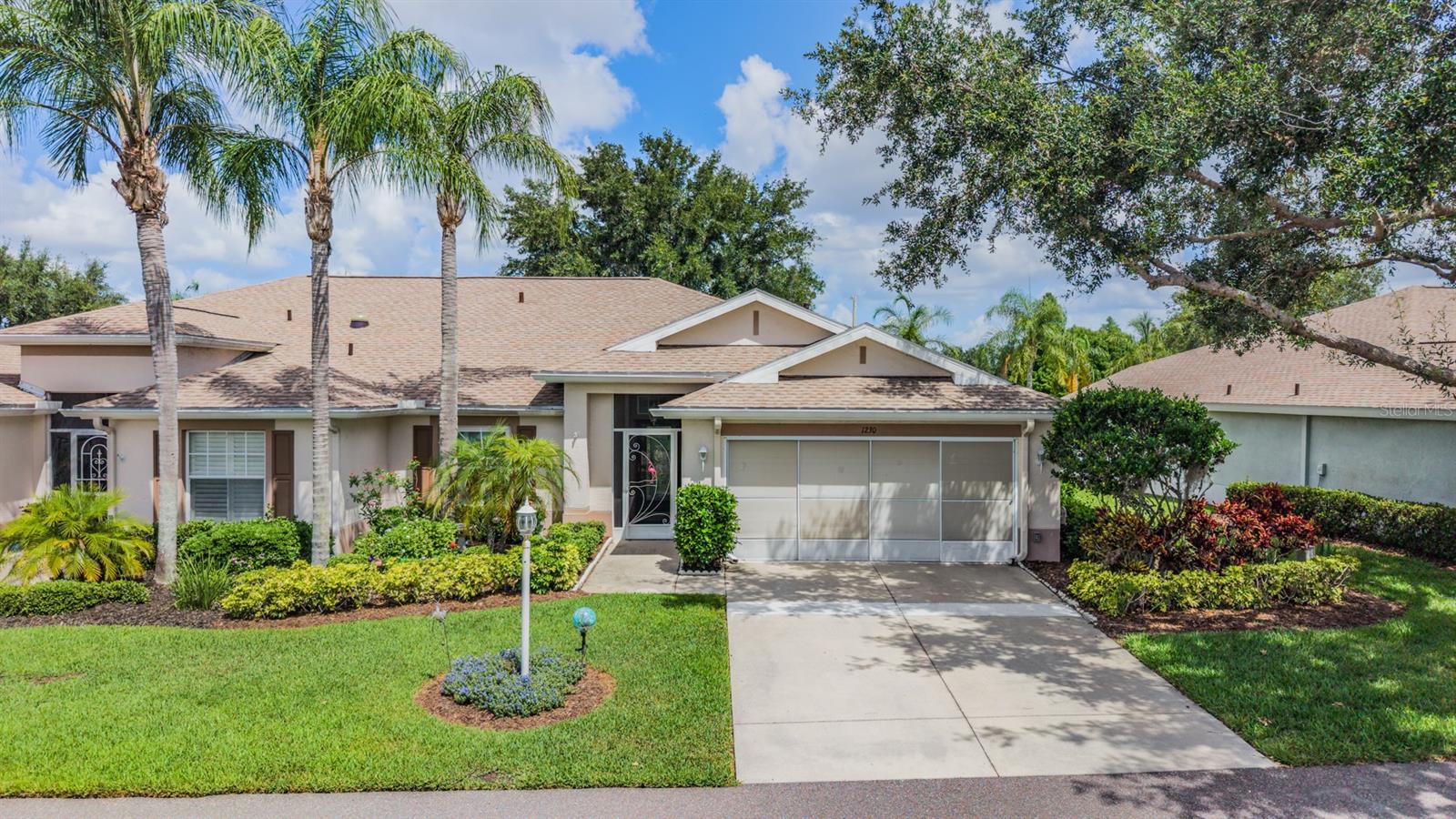 CORINTH CONDO - Residential