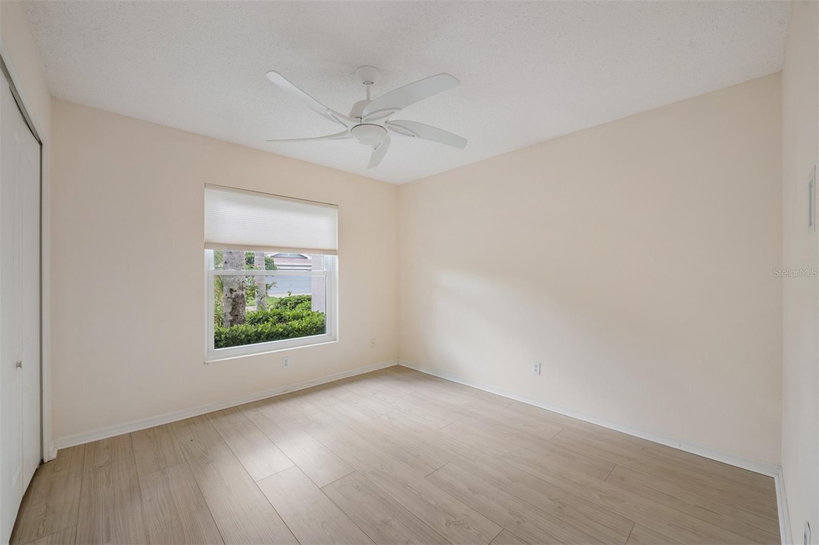 CORINTH CONDO - Residential