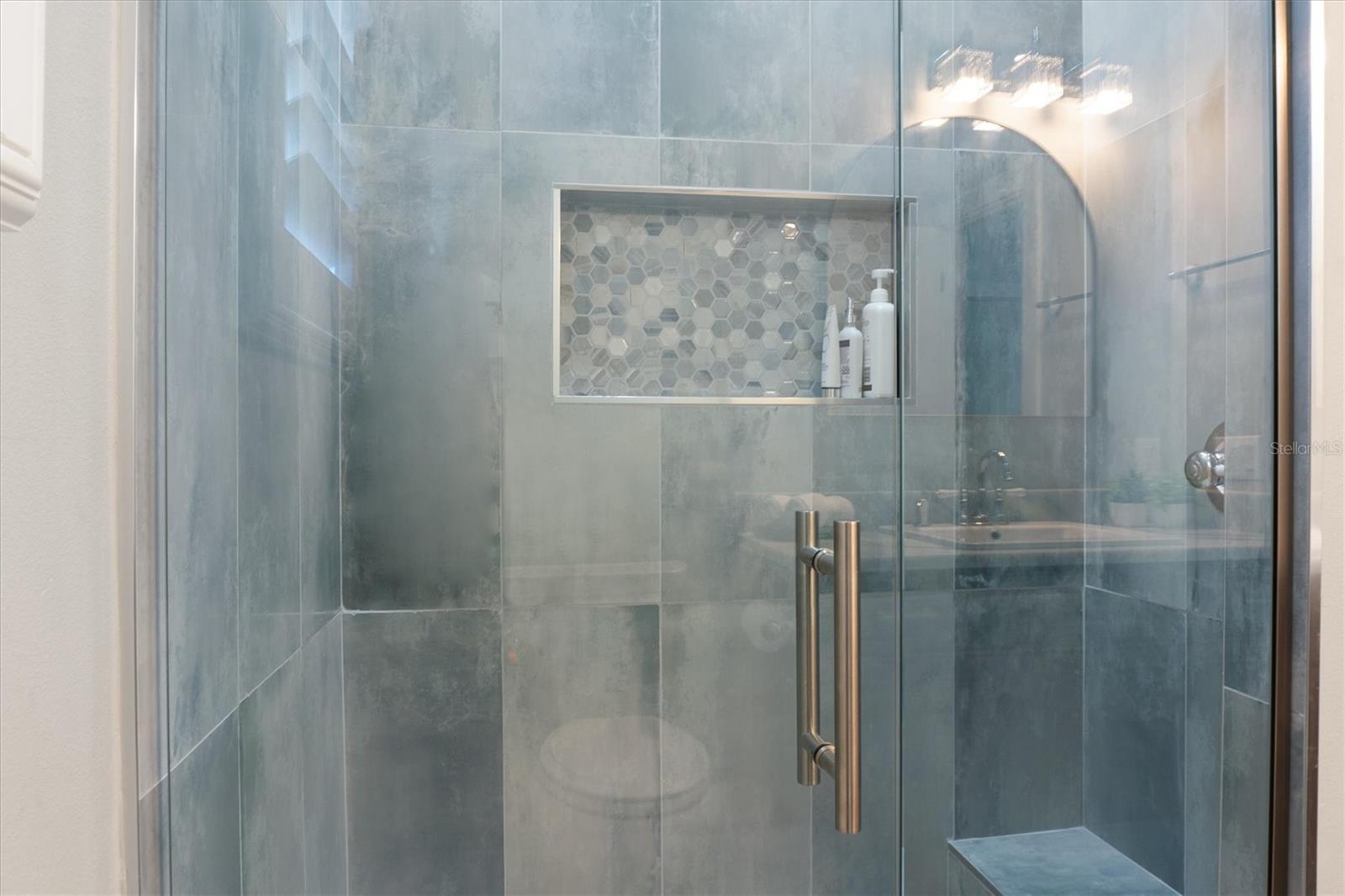 ORANGE LAKE SHORES - Residential