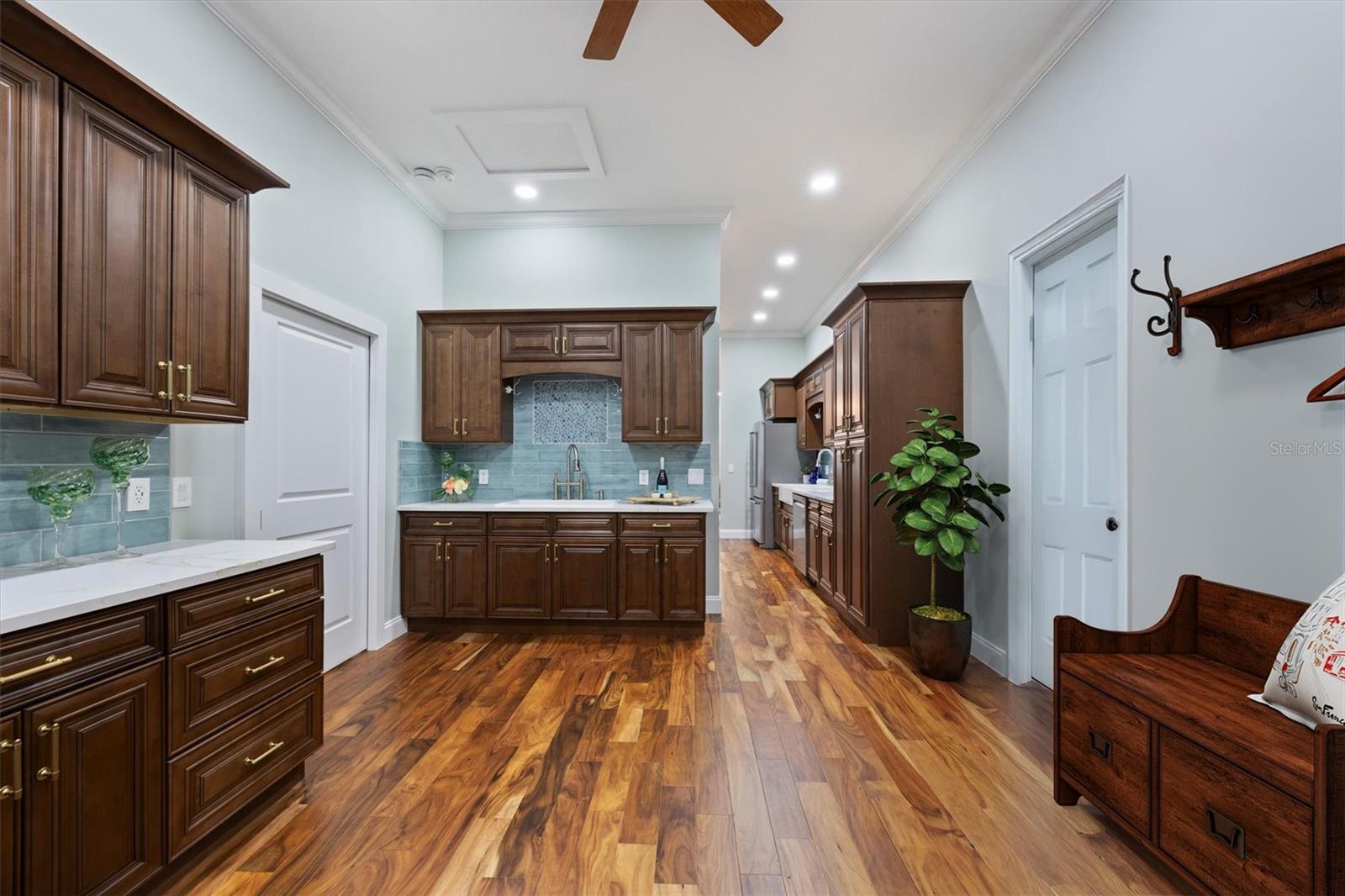 ORANGE LAKE SHORES - Residential