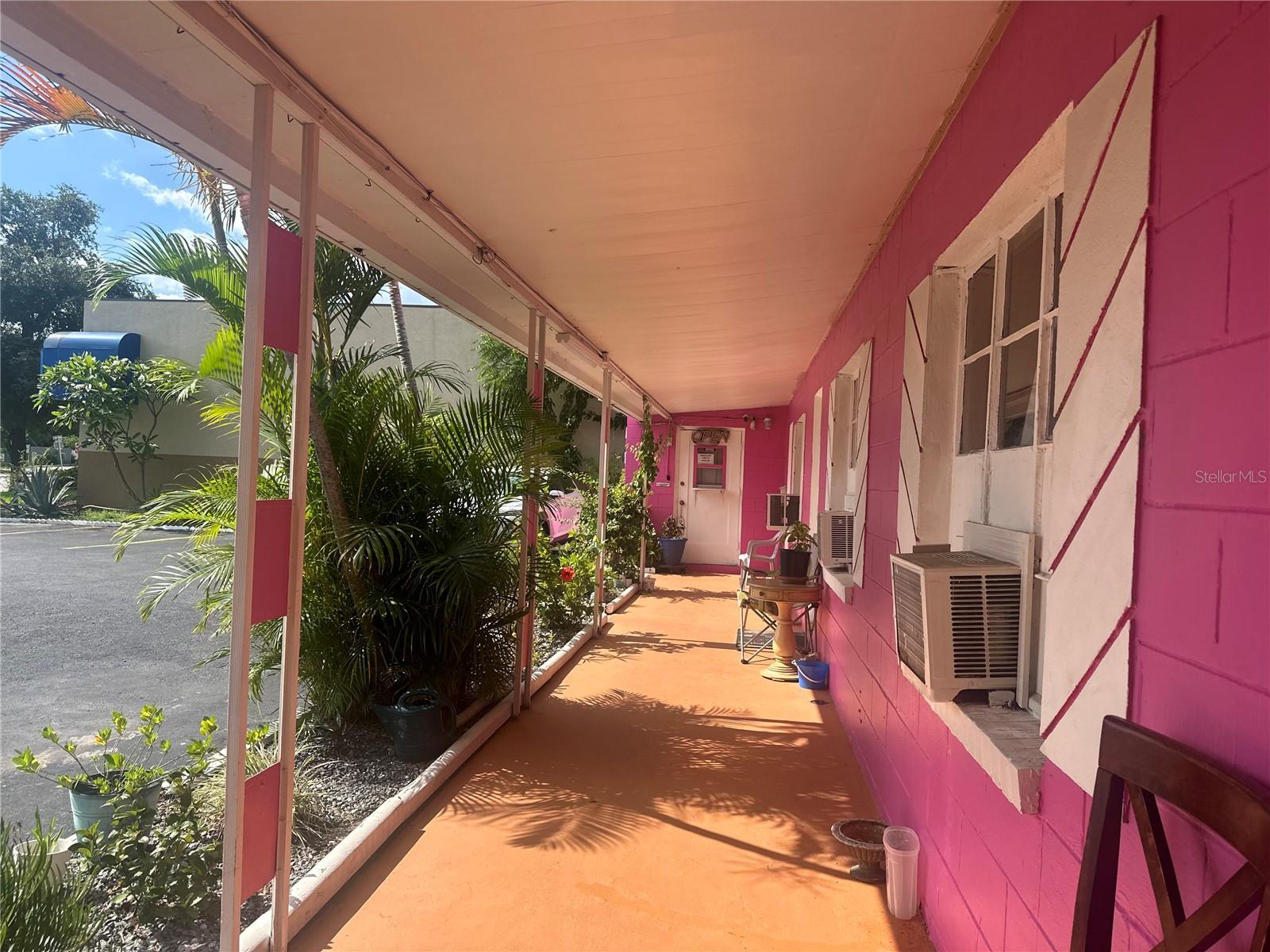 6733 4TH STREET N
