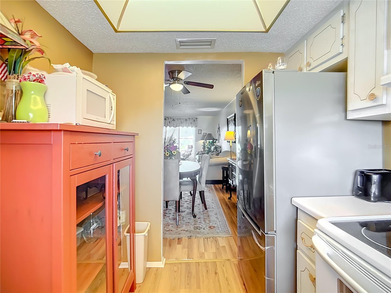 BAYSHORE ON THE LAKE APTS II SEC 1 - Residential