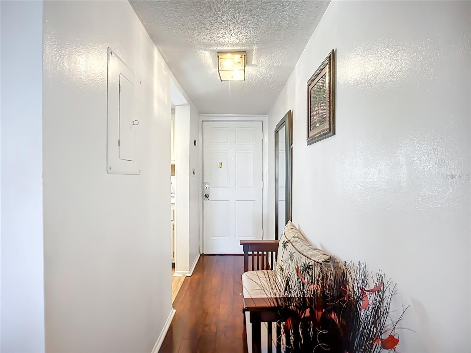 BAYSHORE ON THE LAKE APTS II SEC 1 - Residential