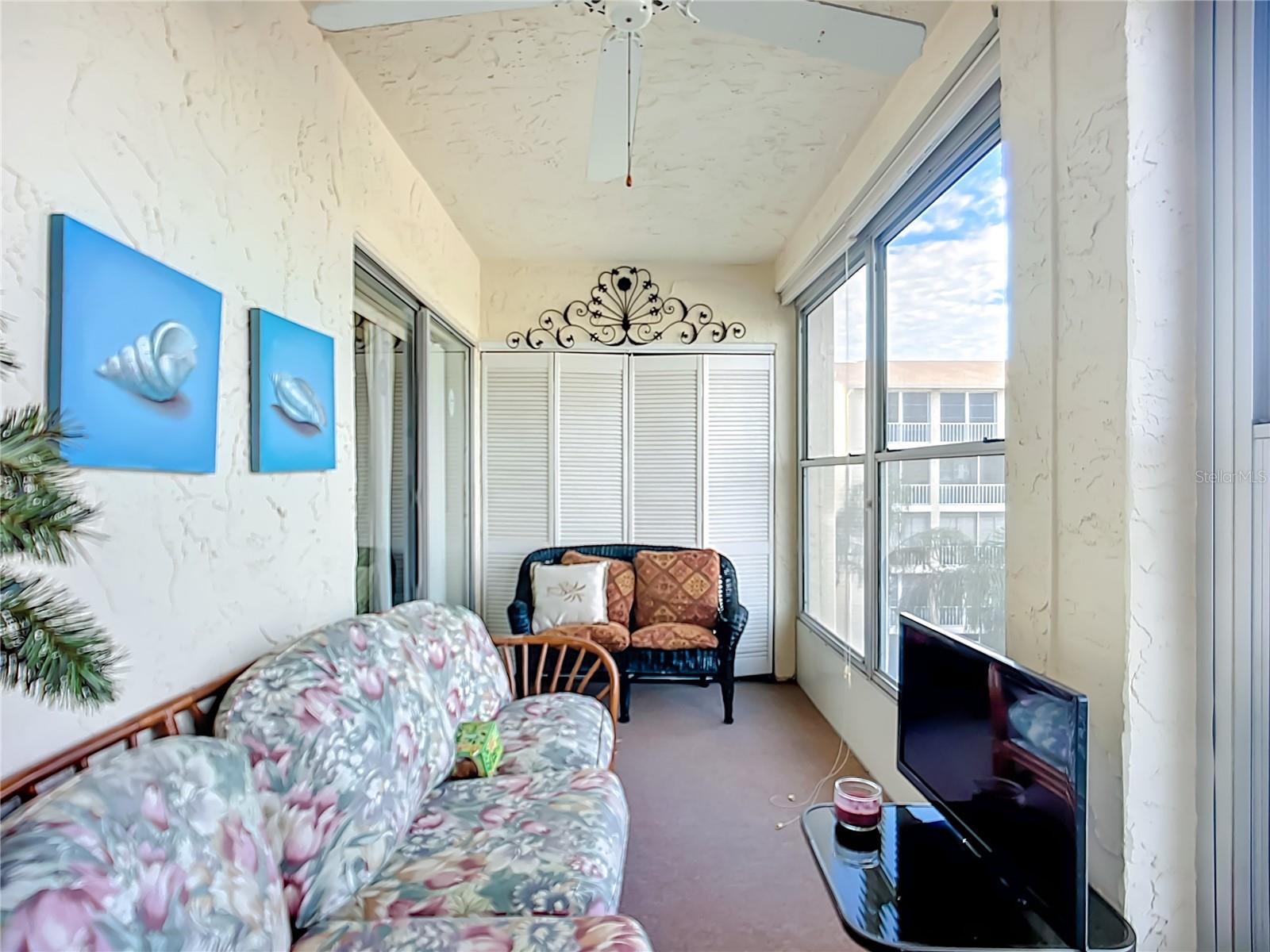 BAYSHORE ON THE LAKE APTS II SEC 1 - Residential