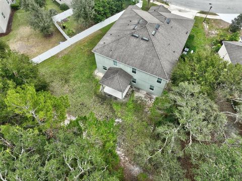 A home in DELAND