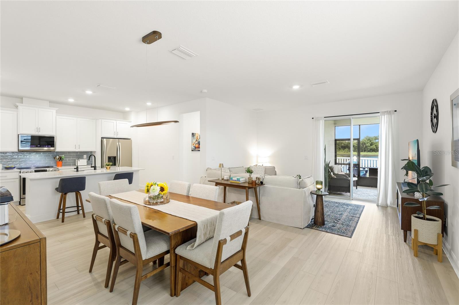 10927 BLUESTEM COVE