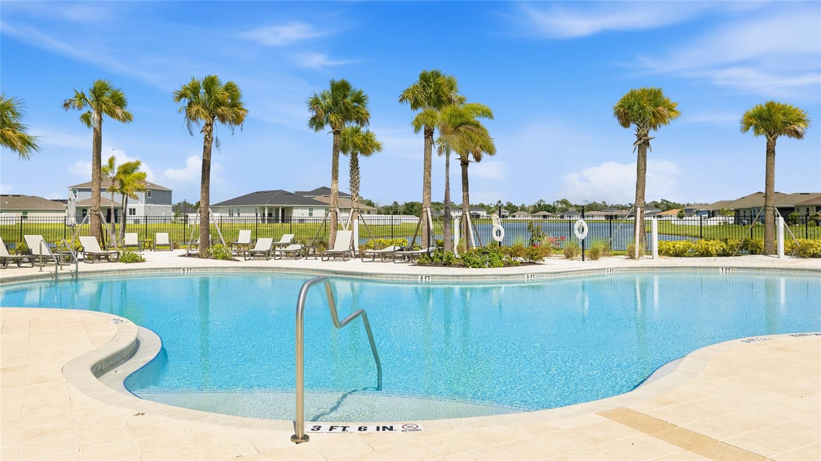 SAWGRASS LAKES PH I-III - Residential
