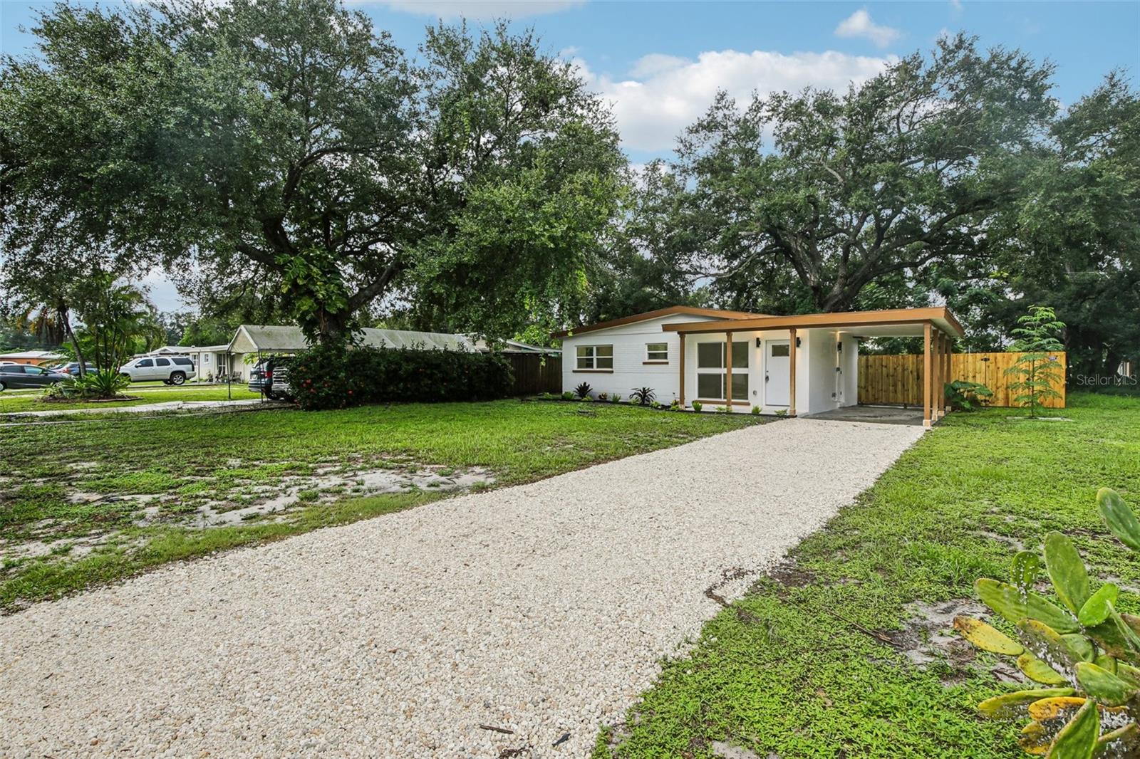 334 E CORNELIUS CIRCLE
