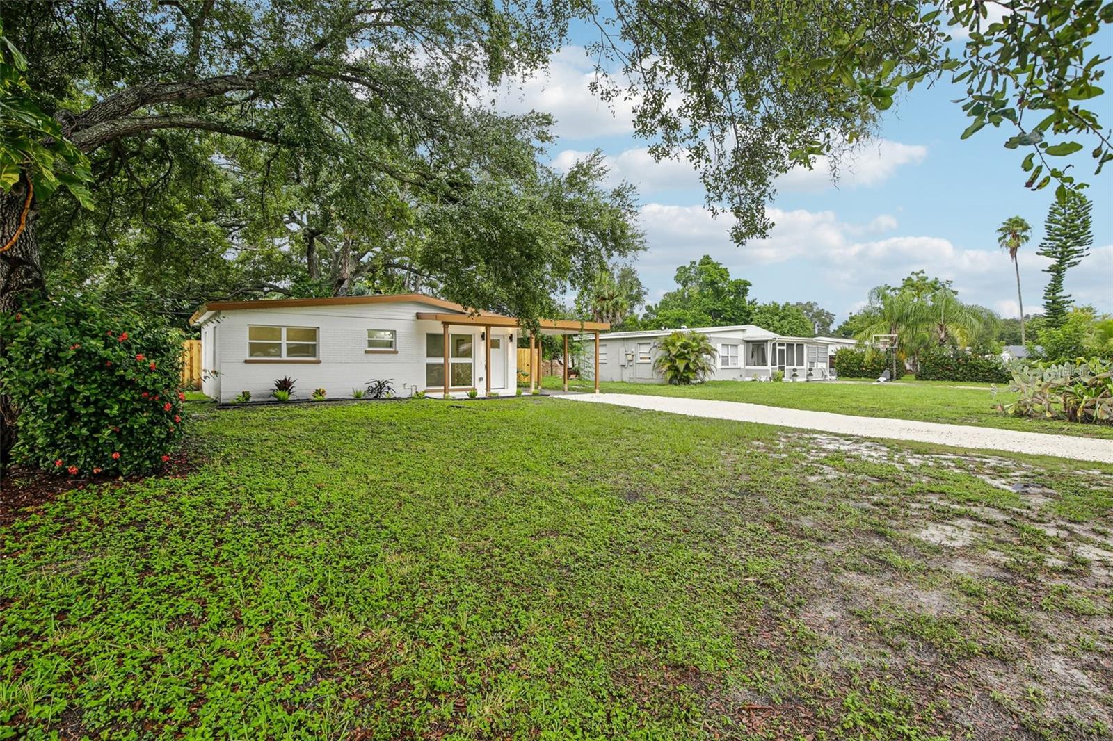334 E CORNELIUS CIRCLE
