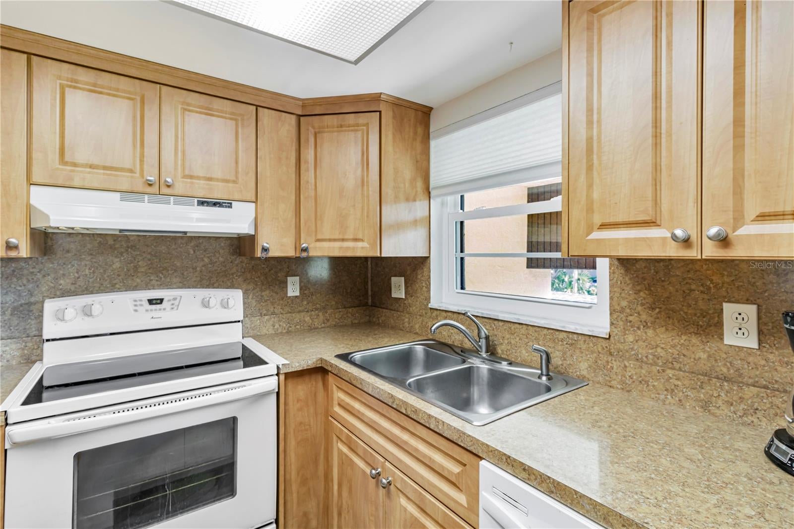 2400 WINDING CREEK BOULEVARD 24-203