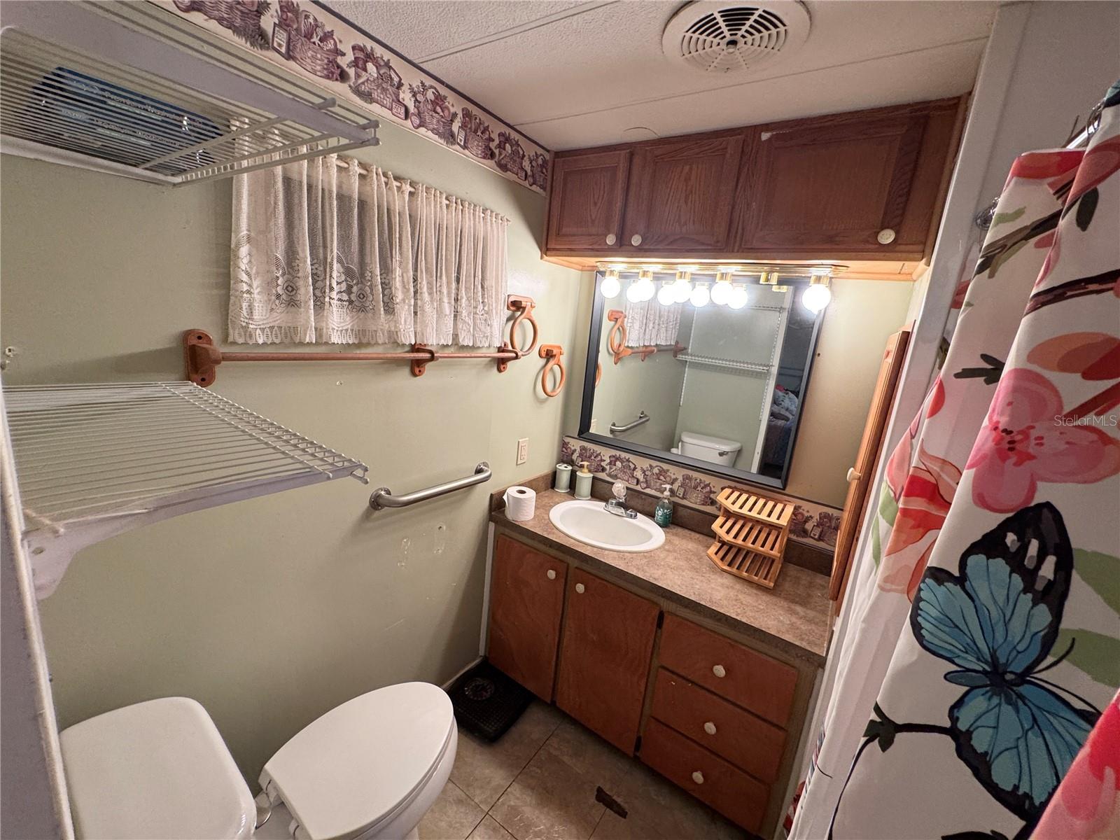 SHADY OAKS MOBILE MODULAR ESTATES - Residential