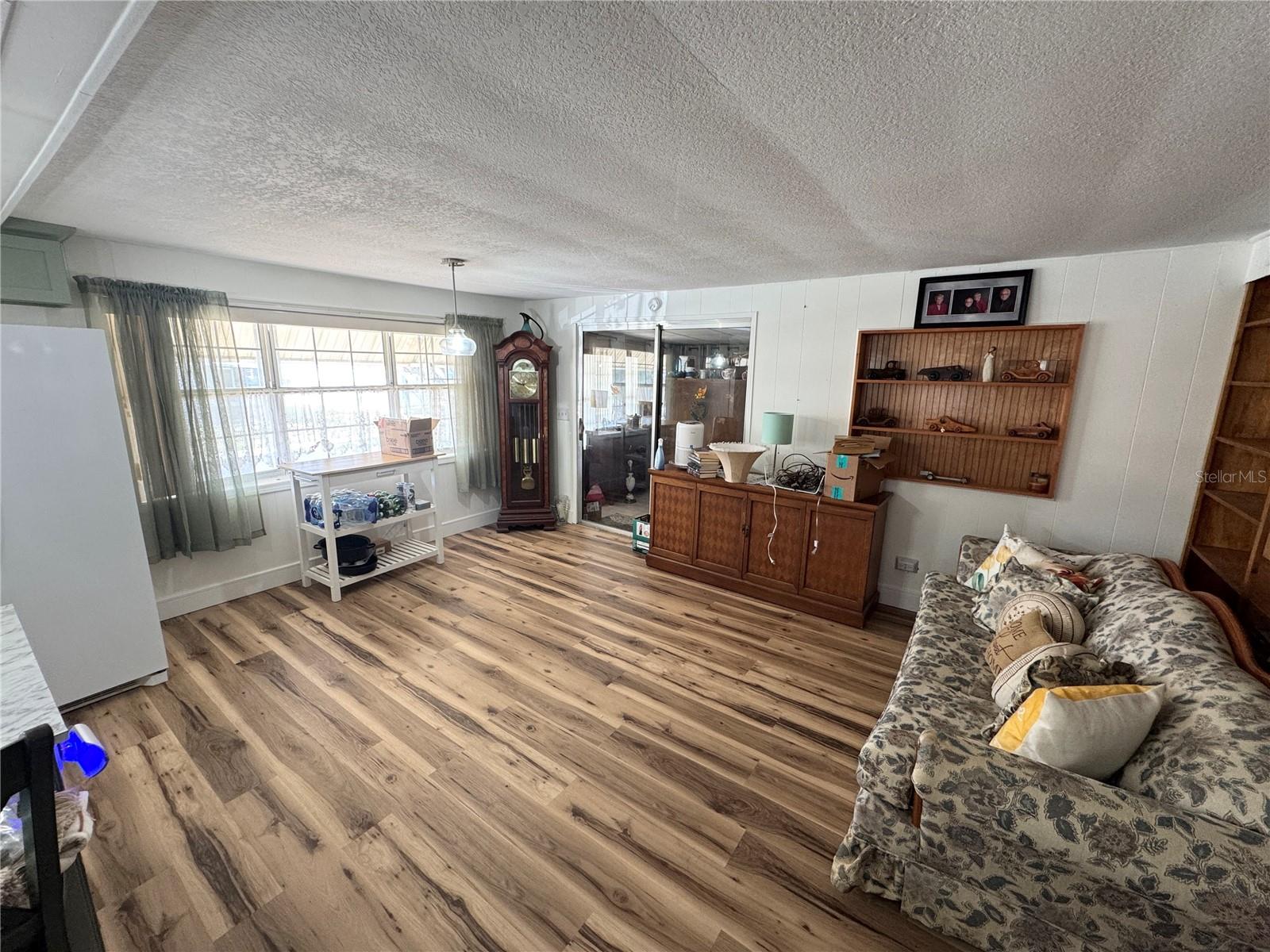 SHADY OAKS MOBILE MODULAR ESTATES - Residential