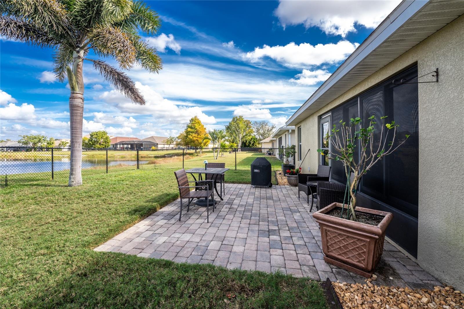 CREEKSIDE - Residential