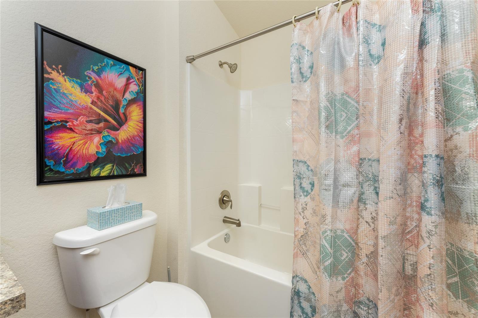 CREEKSIDE - Residential