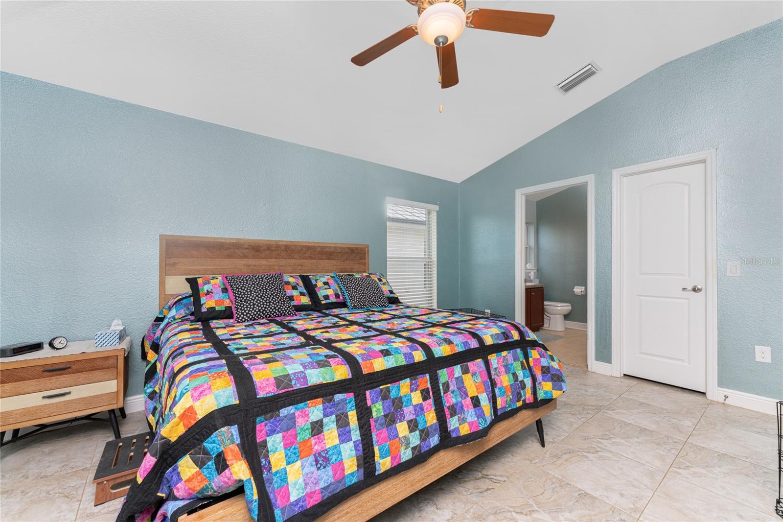 CREEKSIDE - Residential