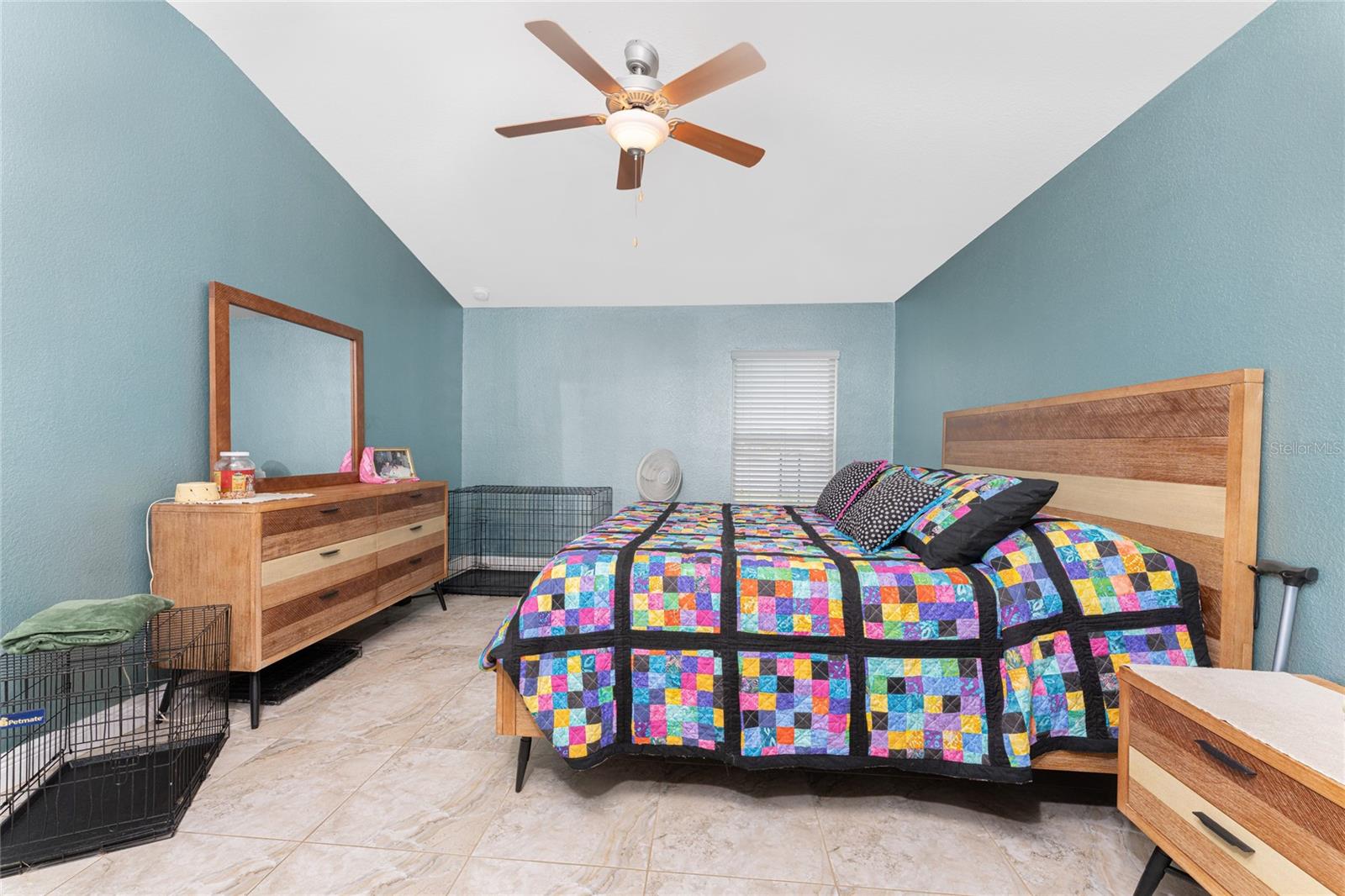 CREEKSIDE - Residential