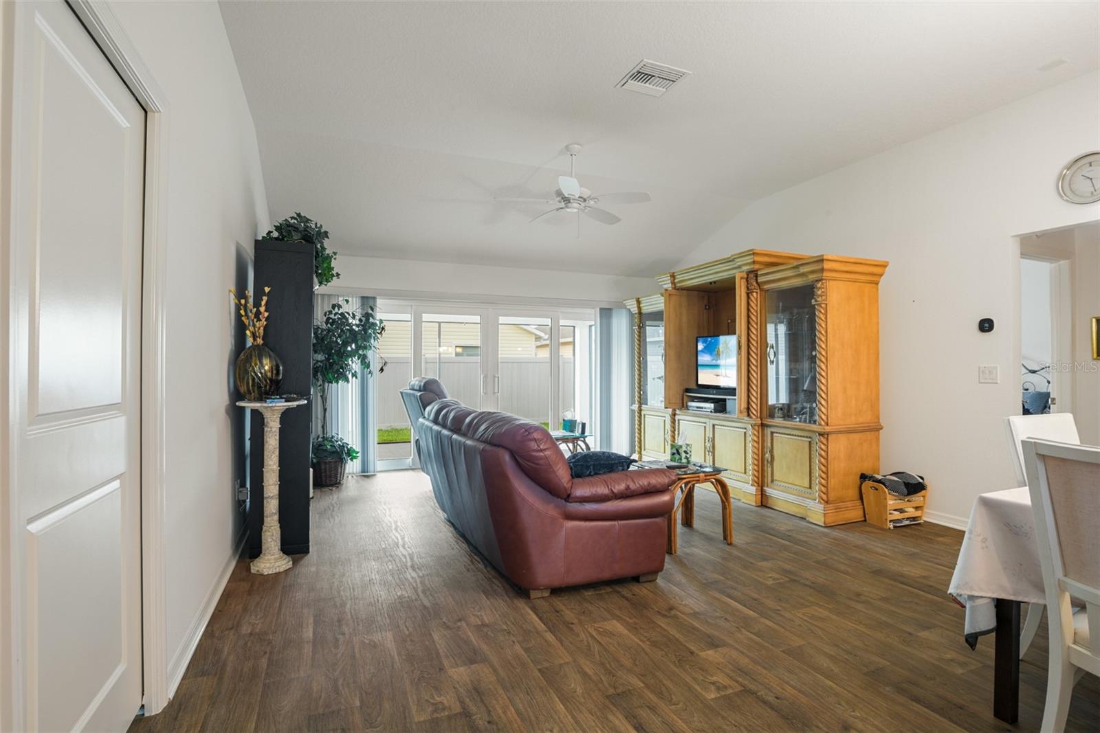 2378 YOUNGMANN LOOP