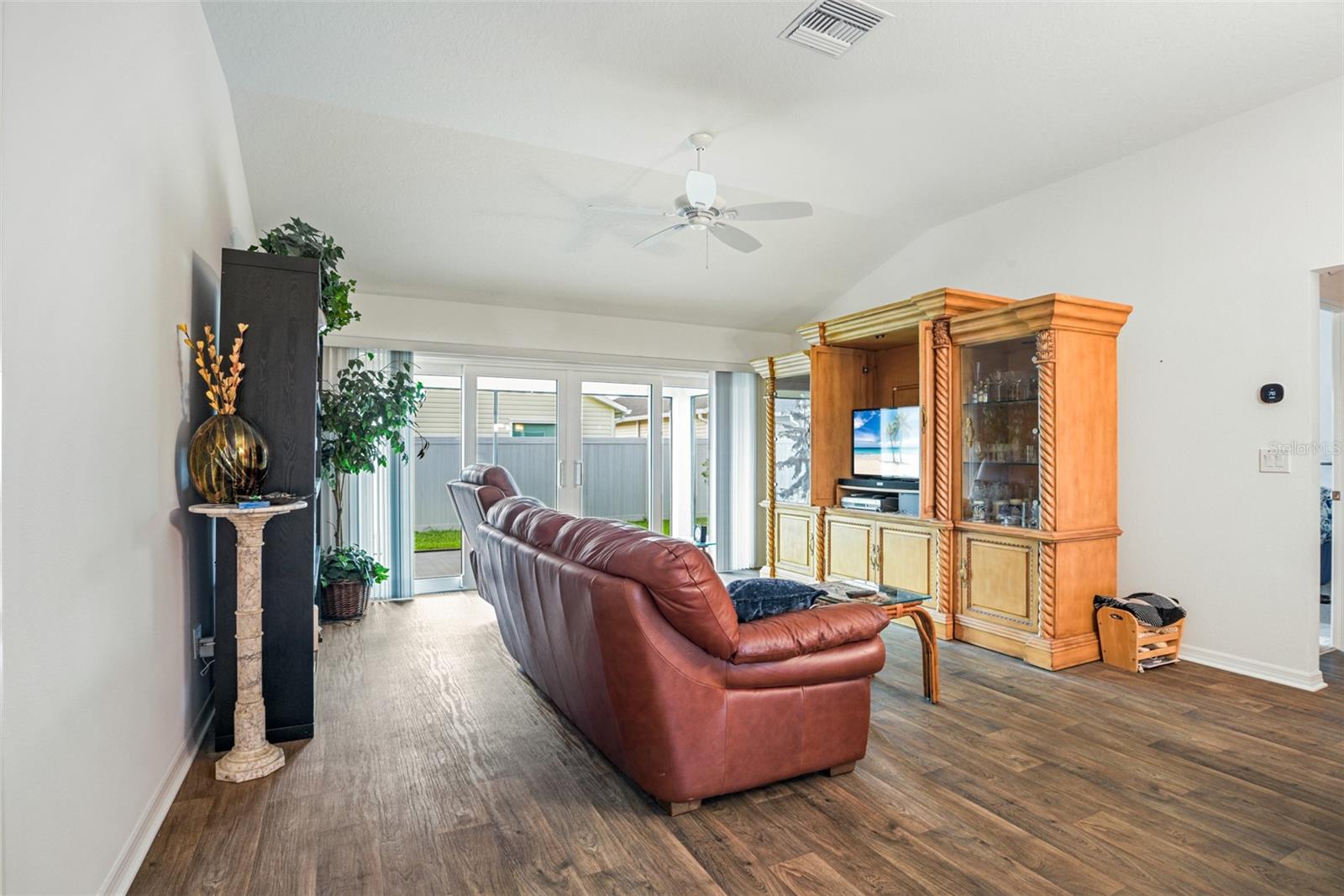 2378 YOUNGMANN LOOP