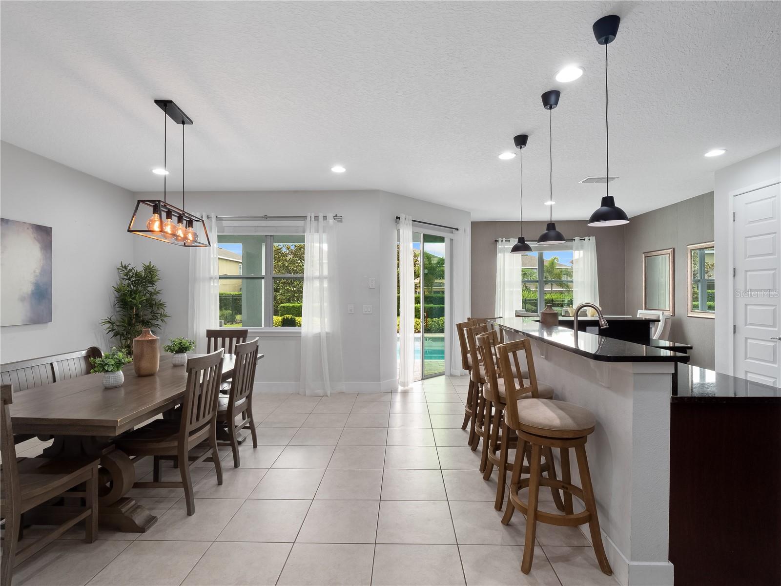 ENCORE RESORT/REUNION WEST - Residential