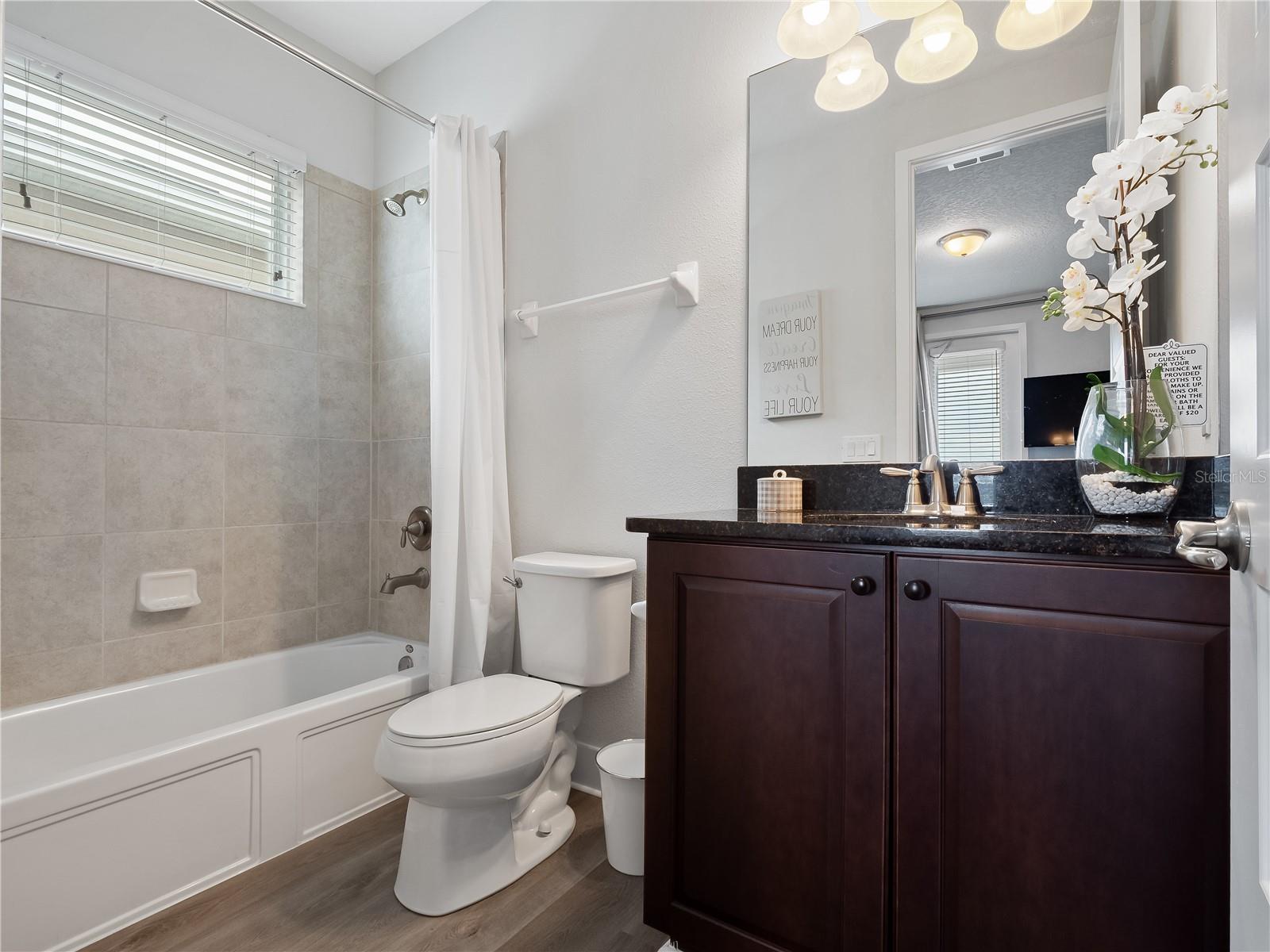 ENCORE RESORT/REUNION WEST - Residential