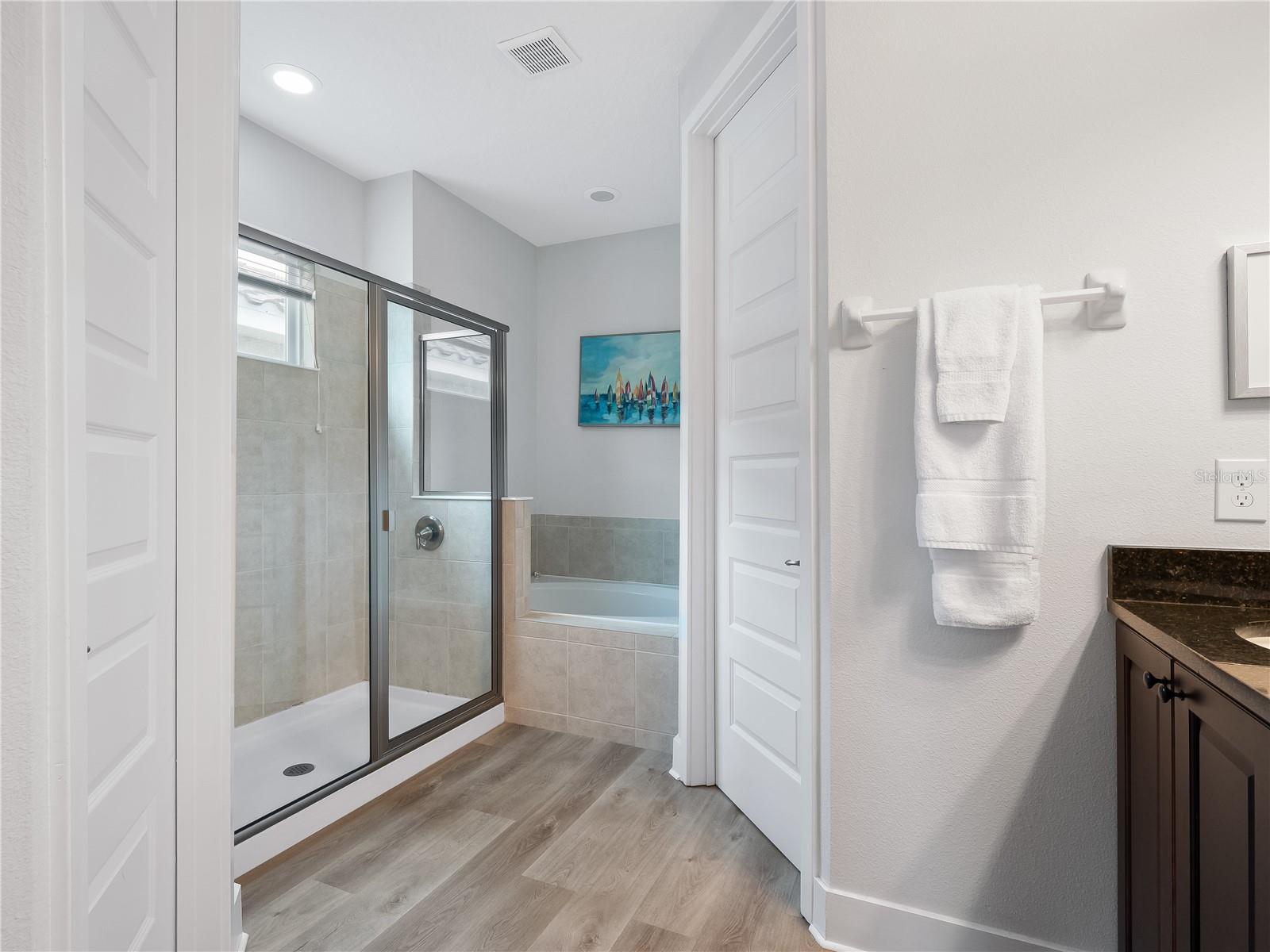 ENCORE RESORT/REUNION WEST - Residential