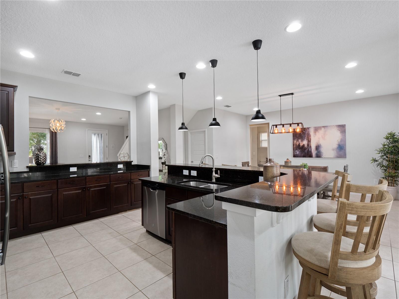 ENCORE RESORT/REUNION WEST - Residential