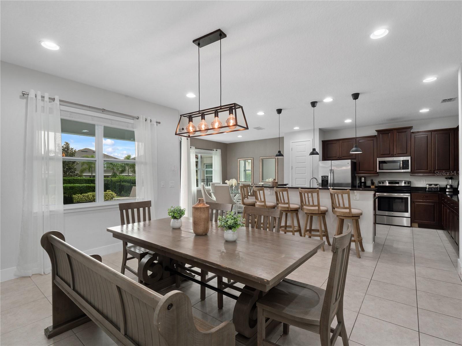 ENCORE RESORT/REUNION WEST - Residential