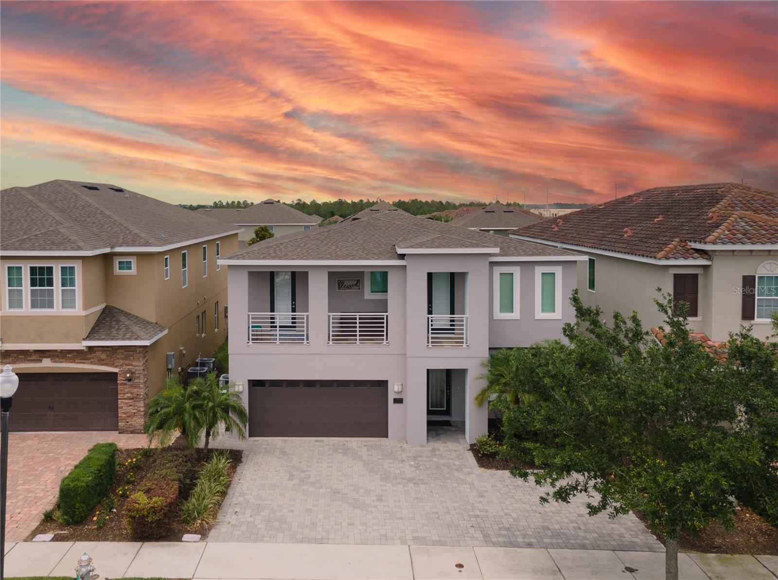 ENCORE RESORT/REUNION WEST - Residential