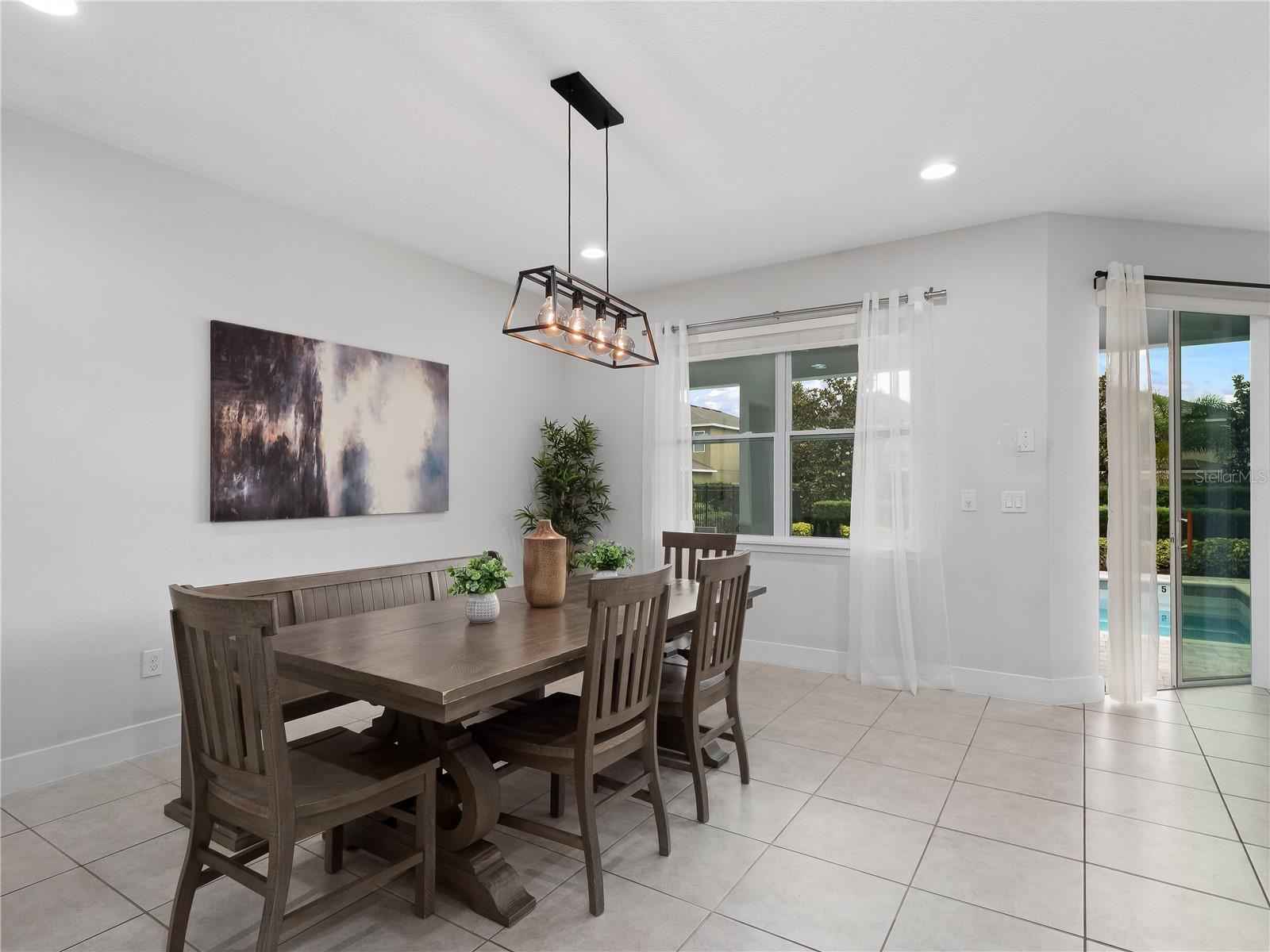 ENCORE RESORT/REUNION WEST - Residential