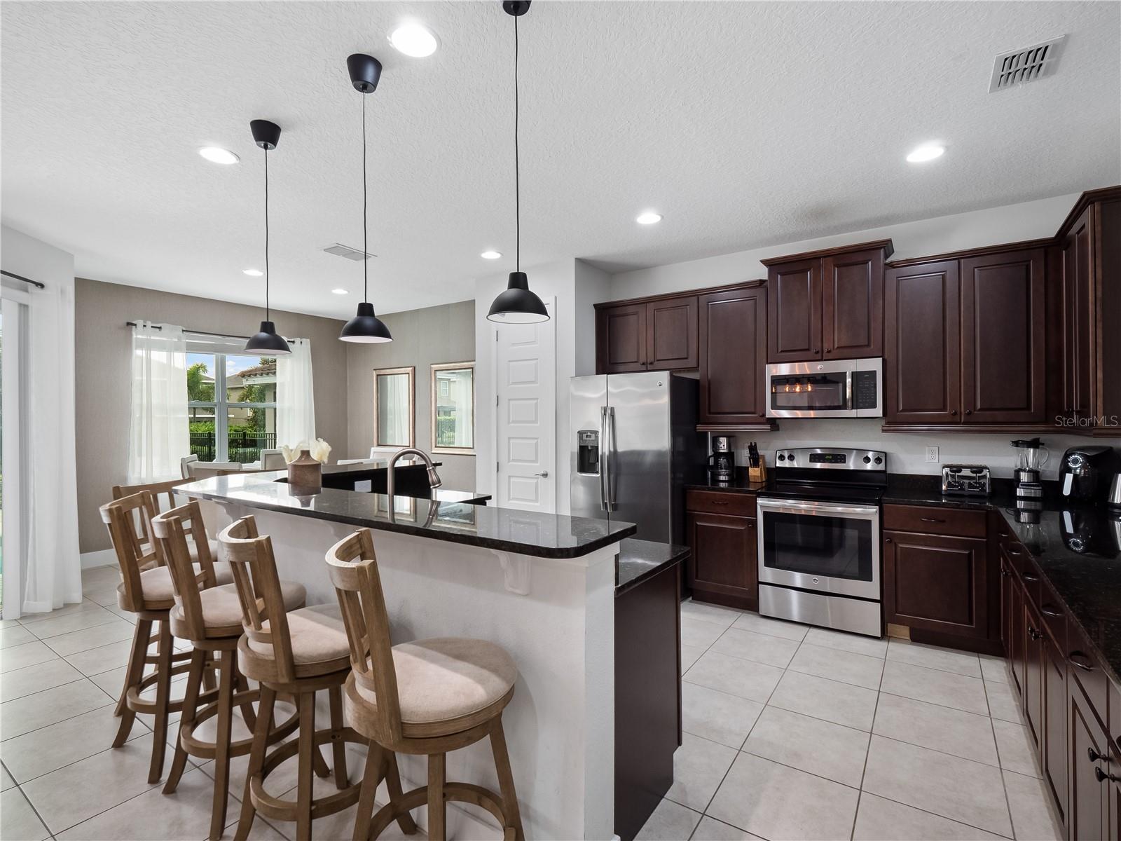 ENCORE RESORT/REUNION WEST - Residential